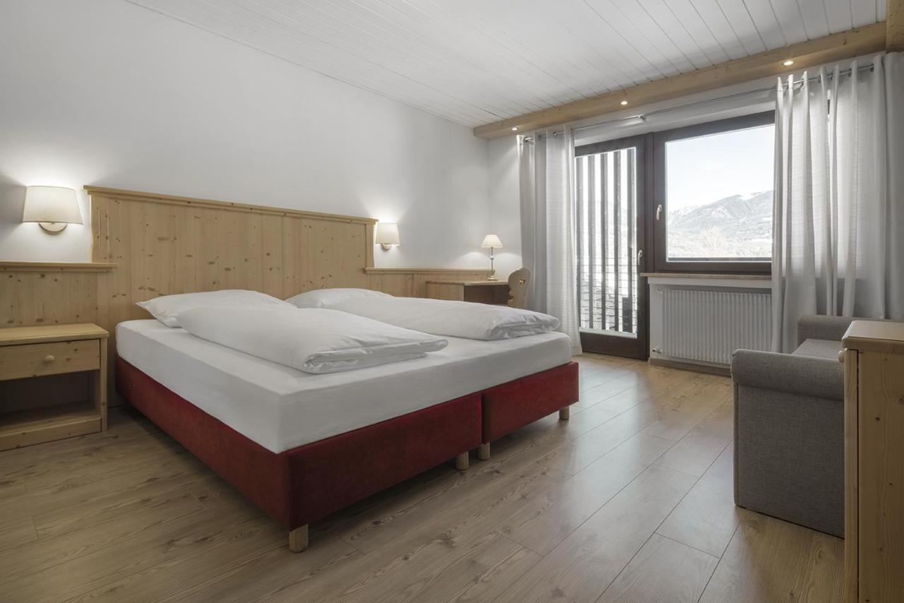 Hotel Krondlhof Бруніко Екстер'єр фото