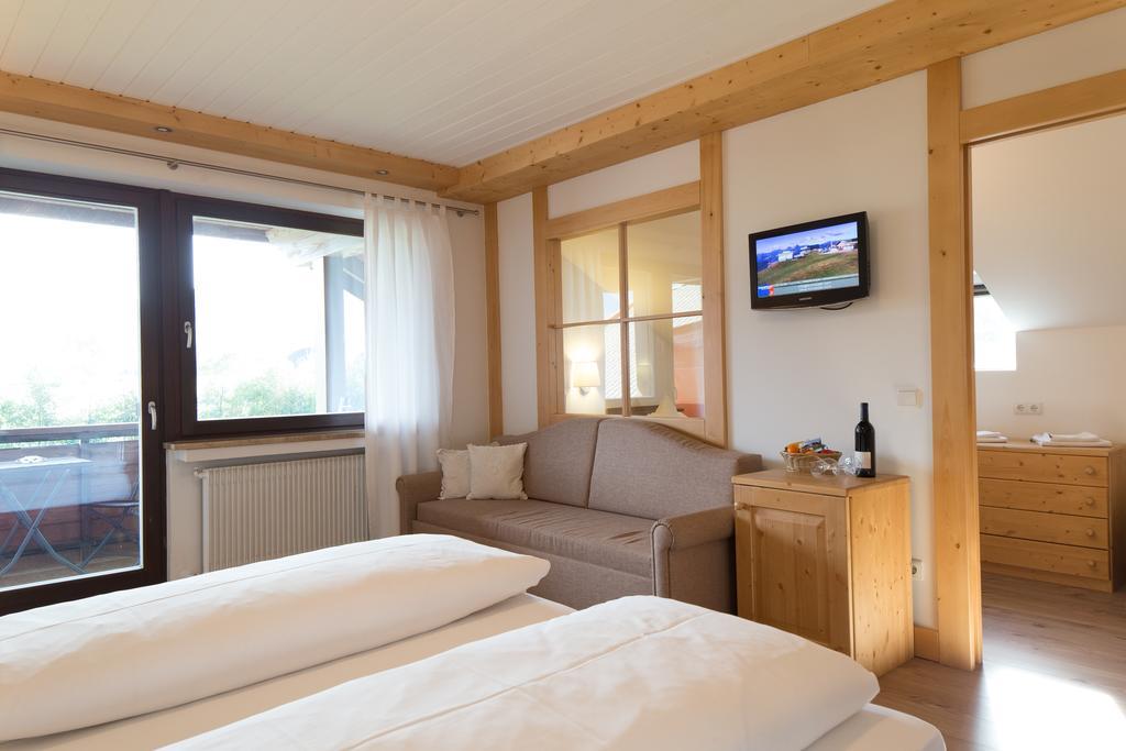 Hotel Krondlhof Бруніко Екстер'єр фото