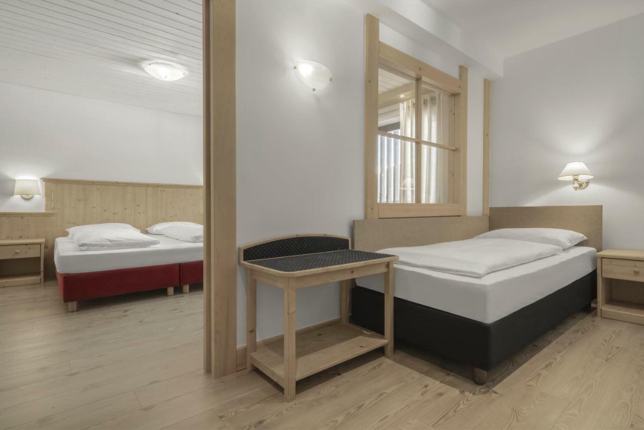 Hotel Krondlhof Бруніко Екстер'єр фото